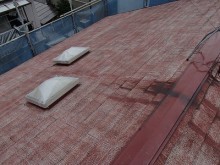 屋根を高圧洗浄しました