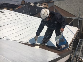 屋根 下塗り