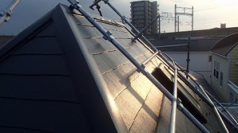 屋根の上塗り完了