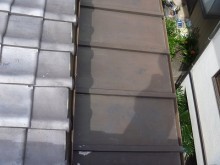 下屋根そろそろ塗りなおさないと