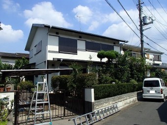 塗装後の家の全景です