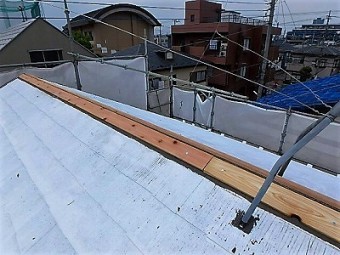 蕨市 屋根 棟板金