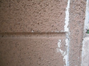 さいたま市 玄関付近の塗膜の剥離