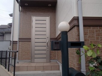 玄関周り施工後