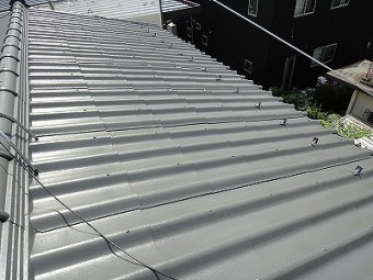 屋根塗装行いました