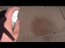 屋根の瓦が水分を吸収してしまいます