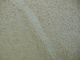クラック補修 得意 業者