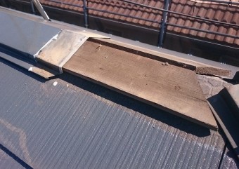 さいたま市見沼区 貫板の腐食