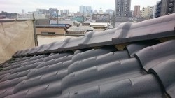 瓦屋根の塗り替え前の様子