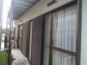 雨戸 塗り替え