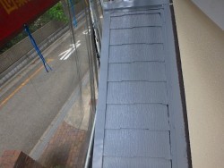 下屋根 下塗り