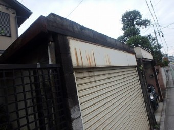 車庫のシャッター施工前