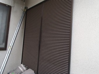 雨戸の塗装