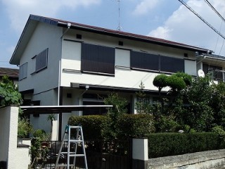 塗装完工後の家全景です