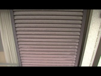 雨戸ほっておいていいのか