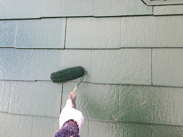中塗り　塗装　屋根