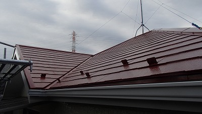 屋根の塗装が完成した