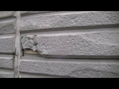 外壁サイディングボード　止め釘　ひび割れ