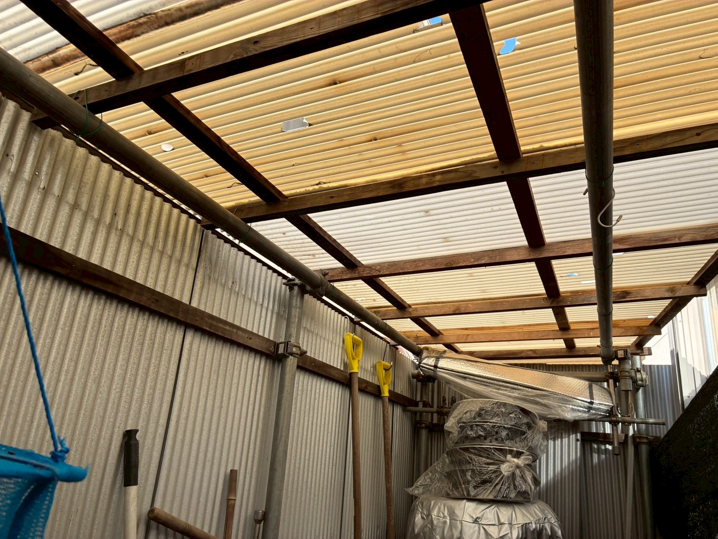 加須市で雹（ひょう）被害後の建物を点検！屋根だけでなく外壁の劣化も発覚