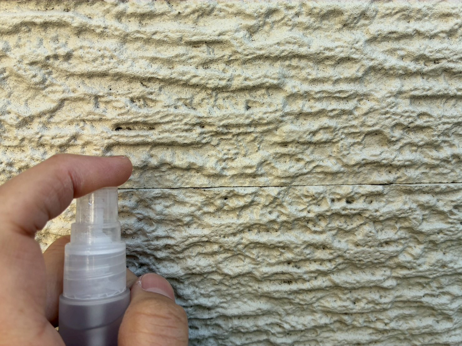 吸水検査で水を吸ってしまう外壁