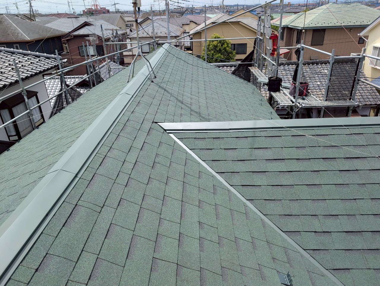 防水シート（ルーフィング）の敷設