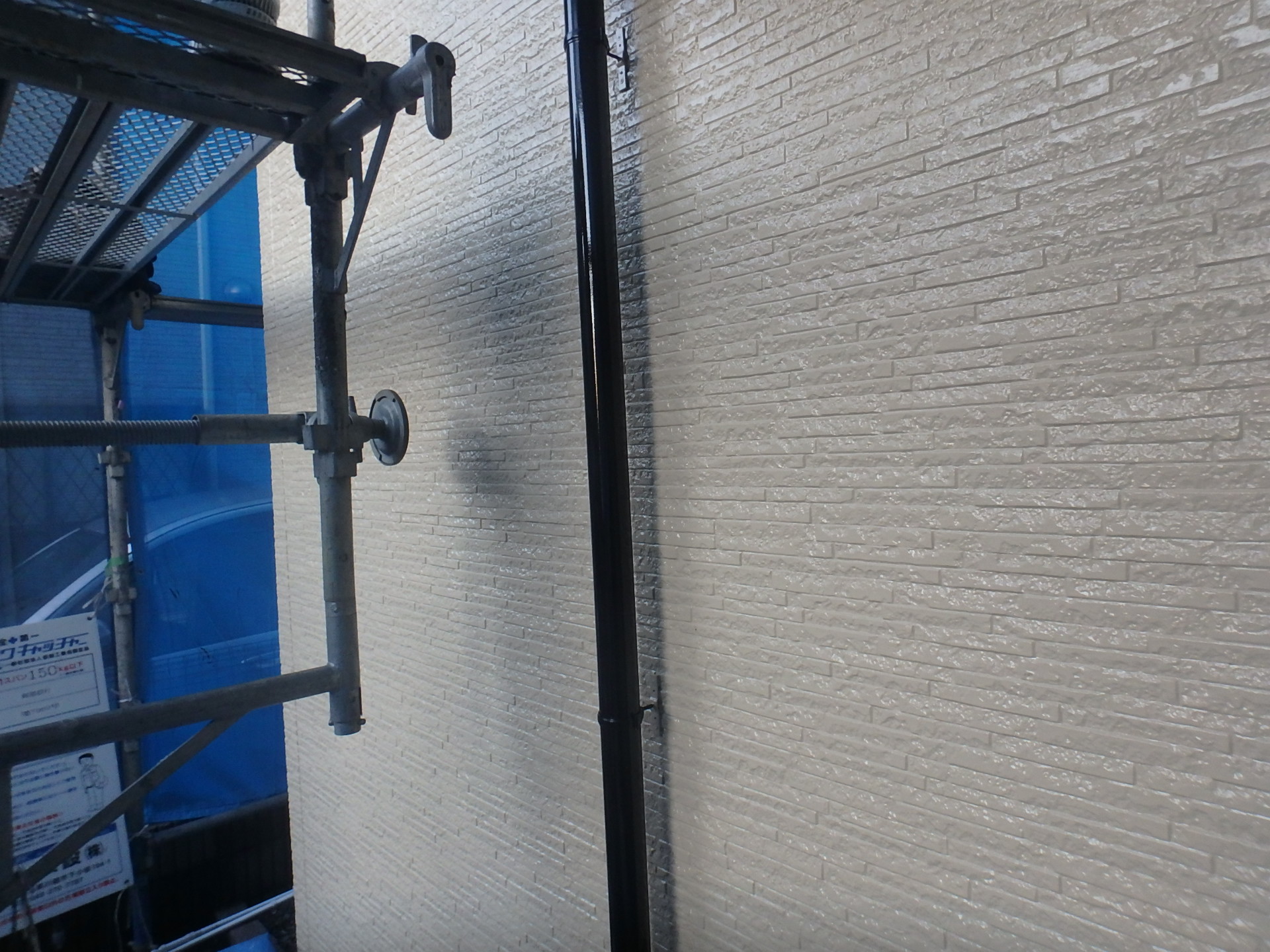 塗り替えが終わったサイディング外壁とたてとい
