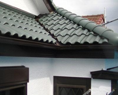 さいたま市北区で瓦屋根補修と屋根塗装、外壁塗装を行いました。