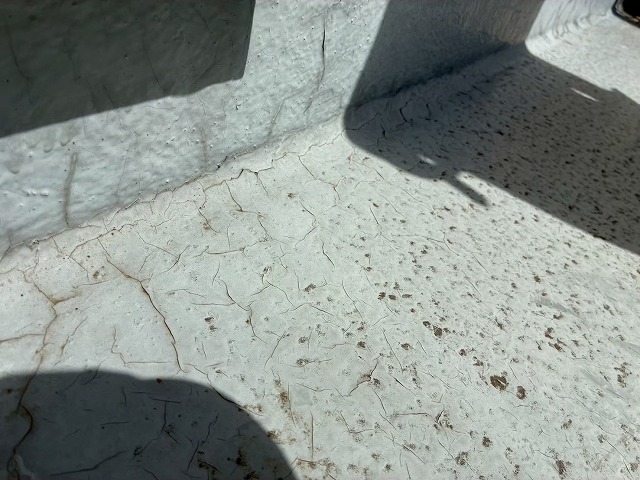 ベランダ防水層低下