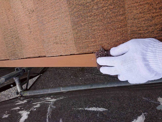 ケラバ板金のケレン作業