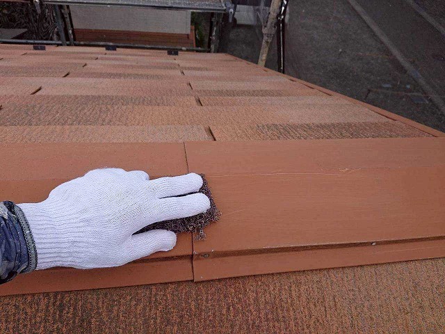 棟板金ケレン作業