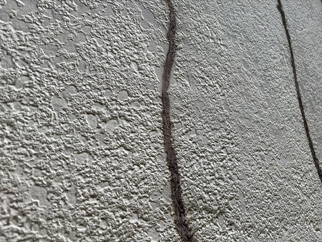 クラック補修跡